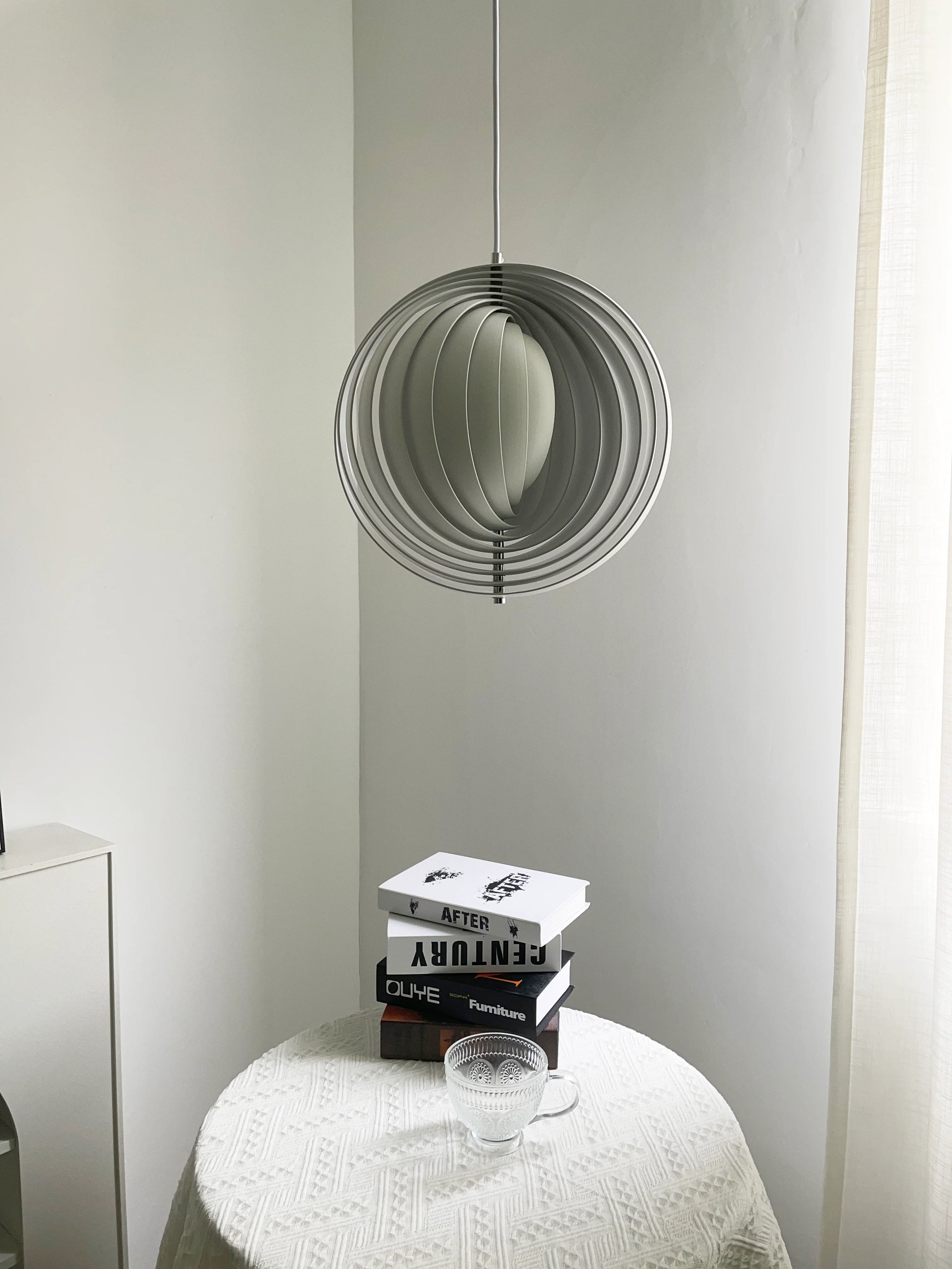 Verpan Moonlight Pendant Lamp - Nuvé