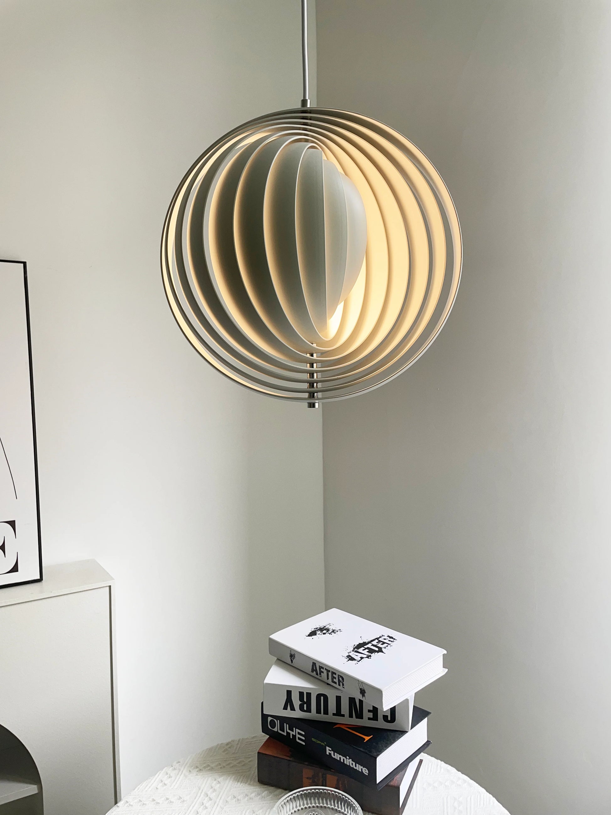 Verpan Moonlight Pendant Lamp - Nuvé