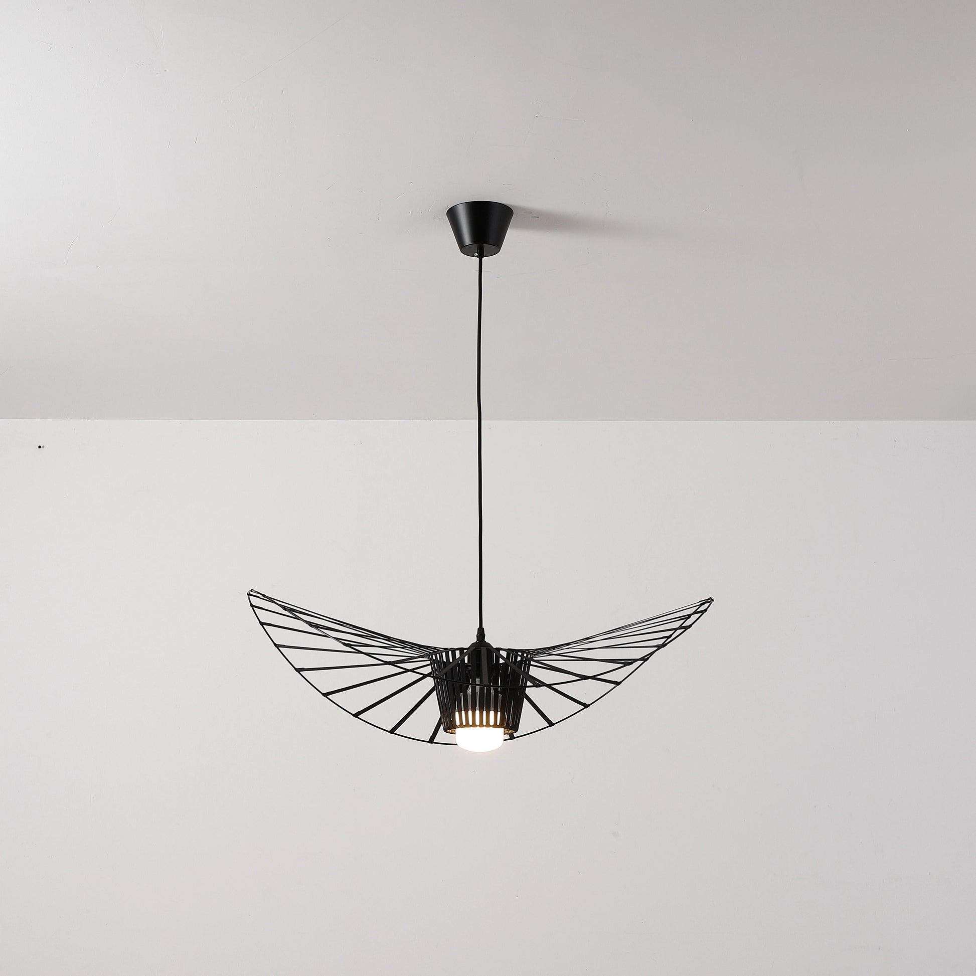 Vertigo Pendant Light - Nuvé
