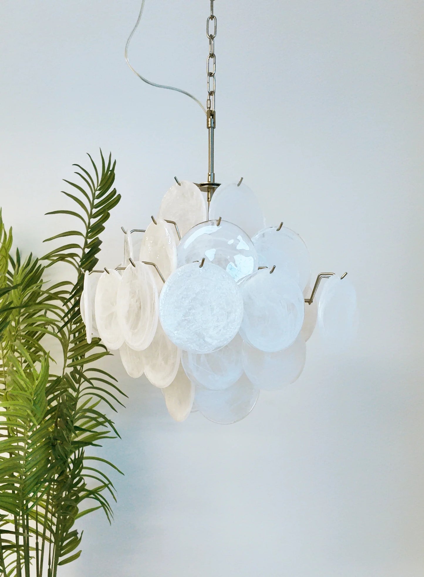 Vintage Murano White Disks Chandelier - Nuvé