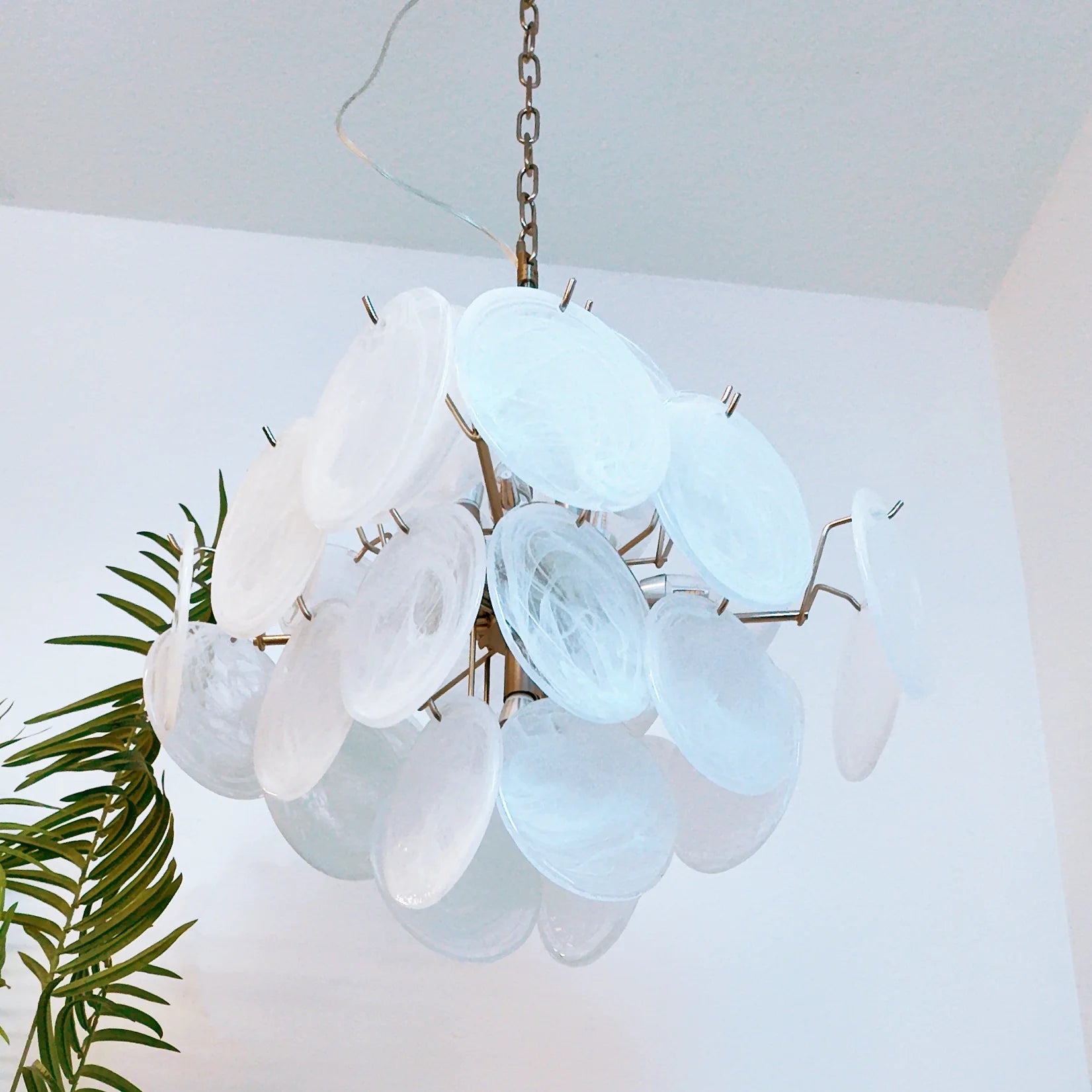 Vintage Murano White Disks Chandelier - Nuvé