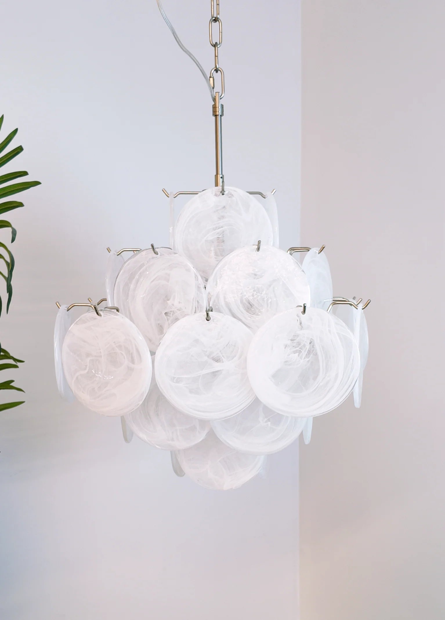 Vintage Murano White Disks Chandelier - Nuvé