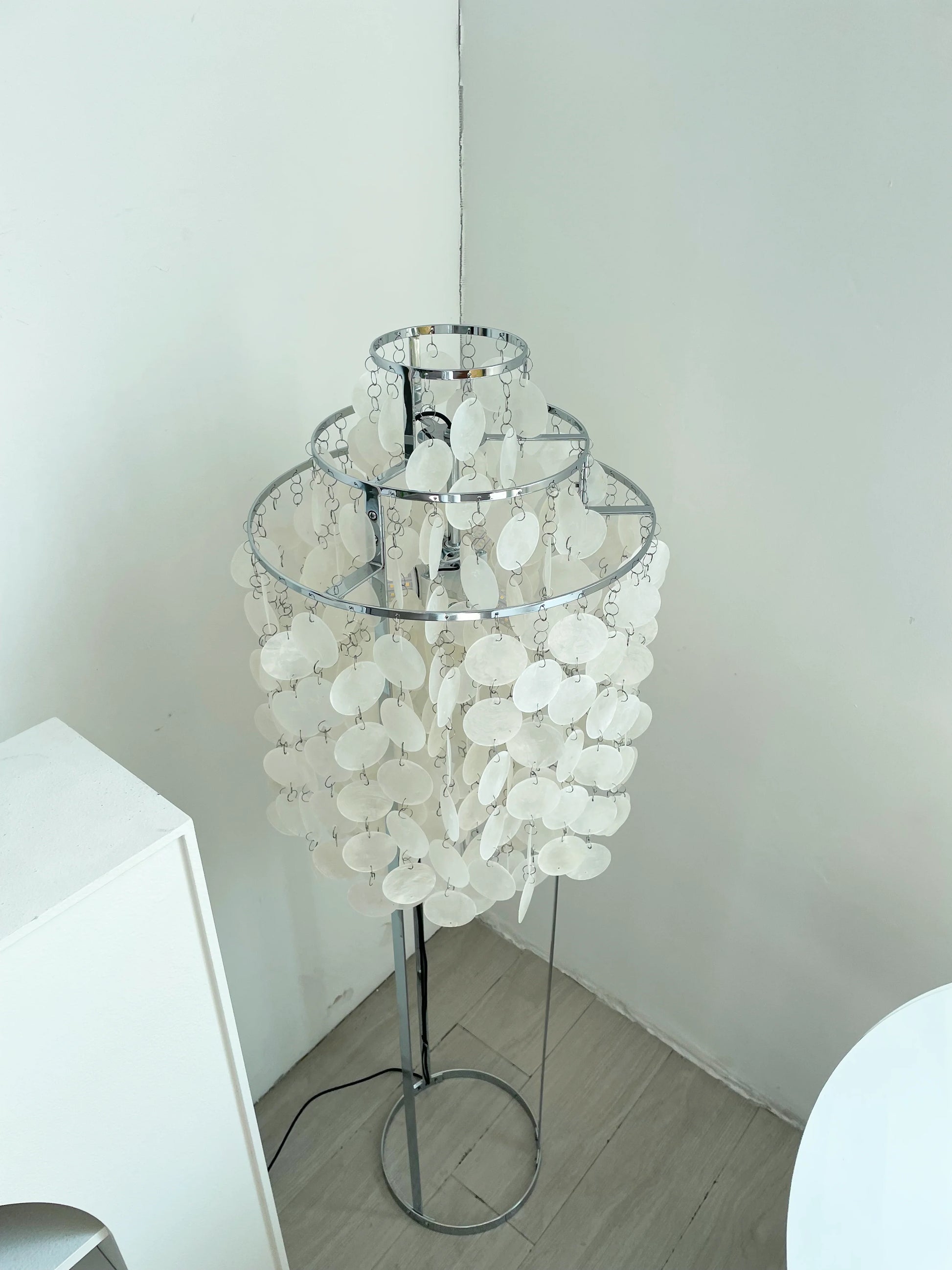 Vintage Shell Floor Lamp - Nuvé