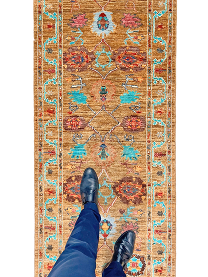 Aryana veg.dye 2'06"x9'05" gld - Nuvé