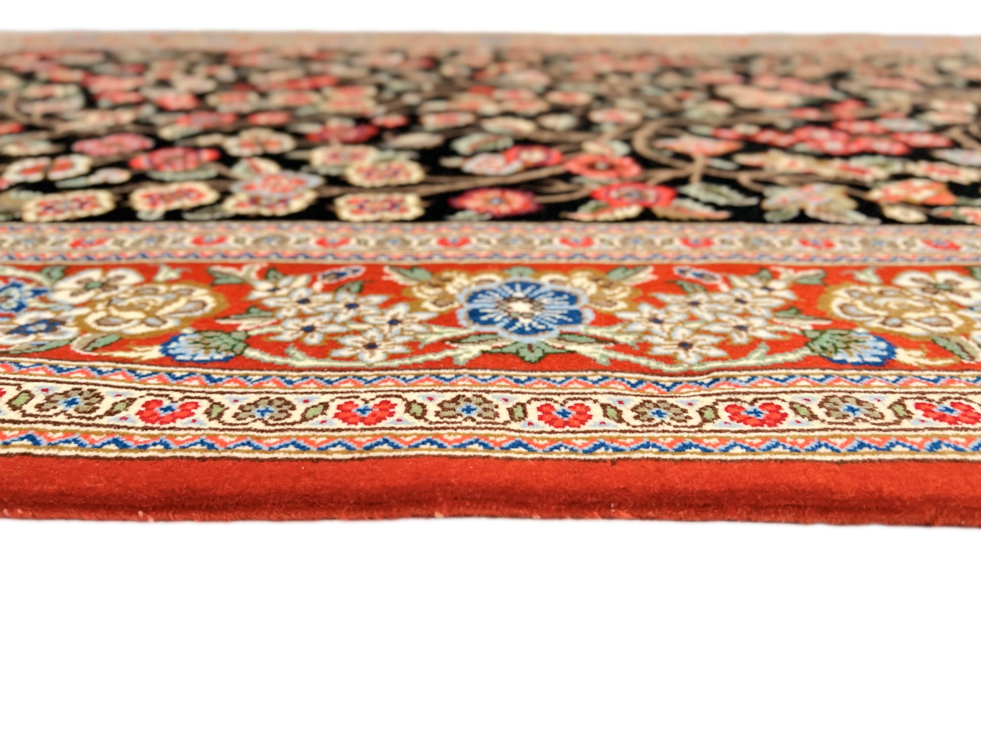 Persian Qom w. silk Tree of Life (4'05"x6'06") black/red - Nuvé