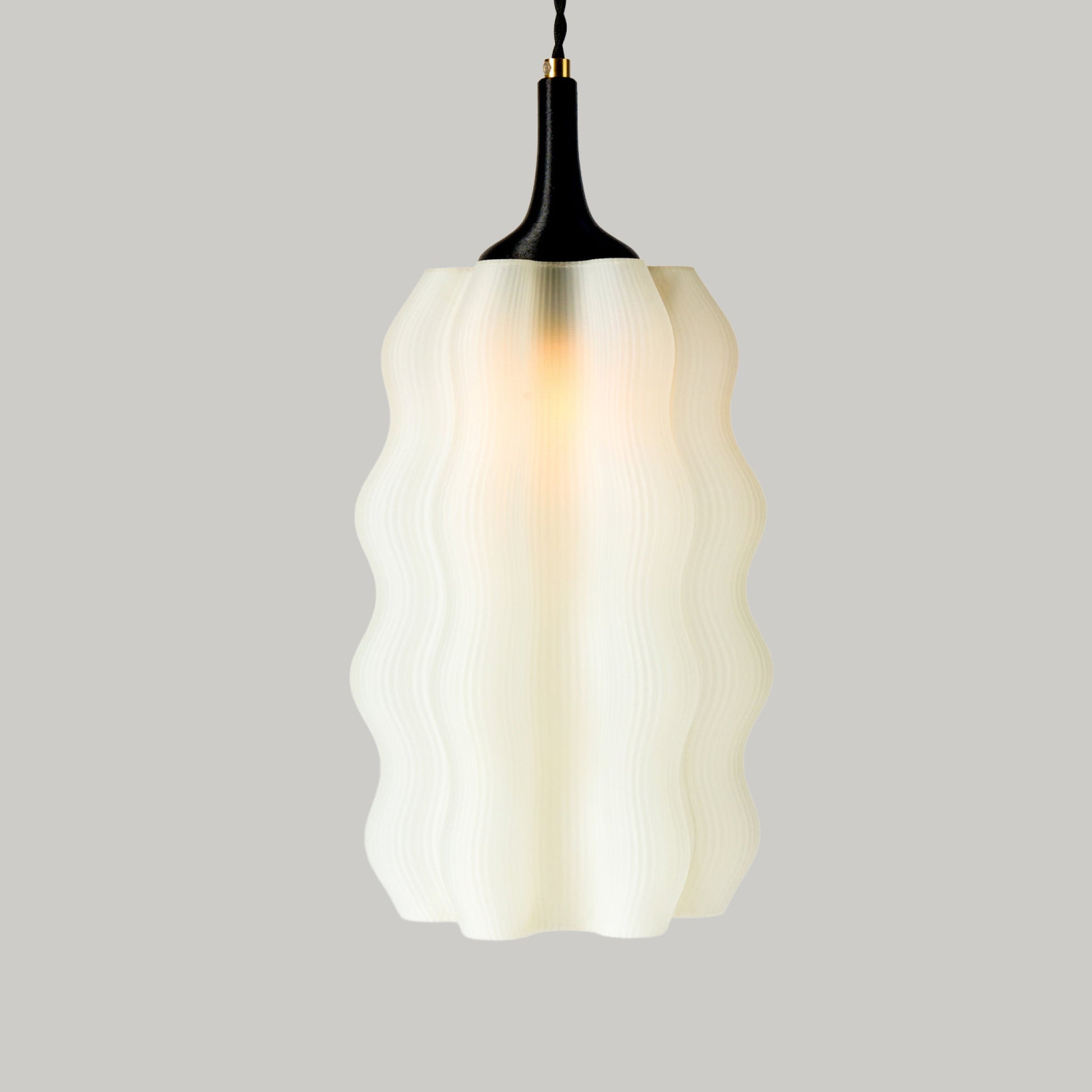Wavy Pendant - Nuvé