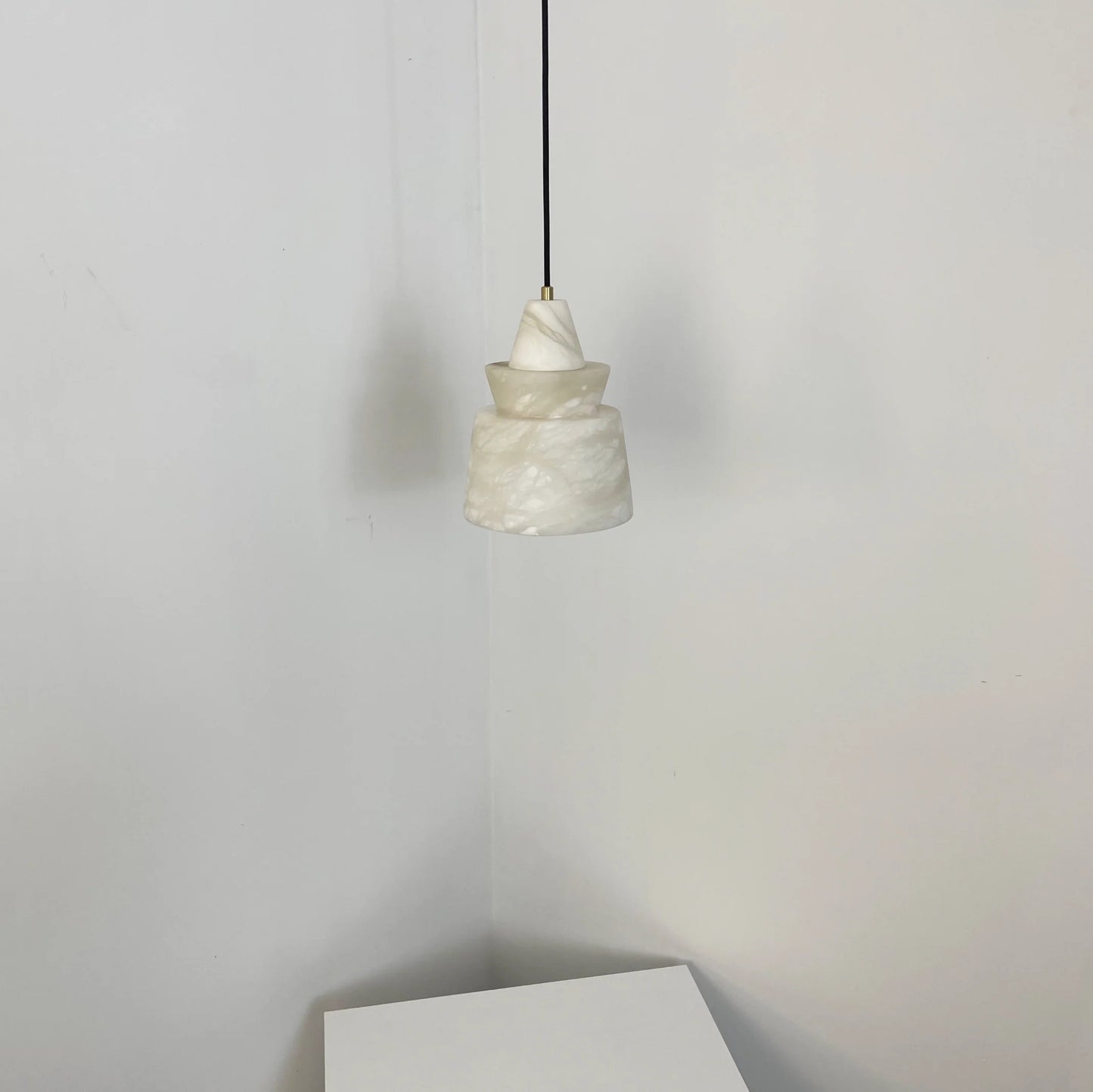 White Alabaster Pendant Light - Nuvé