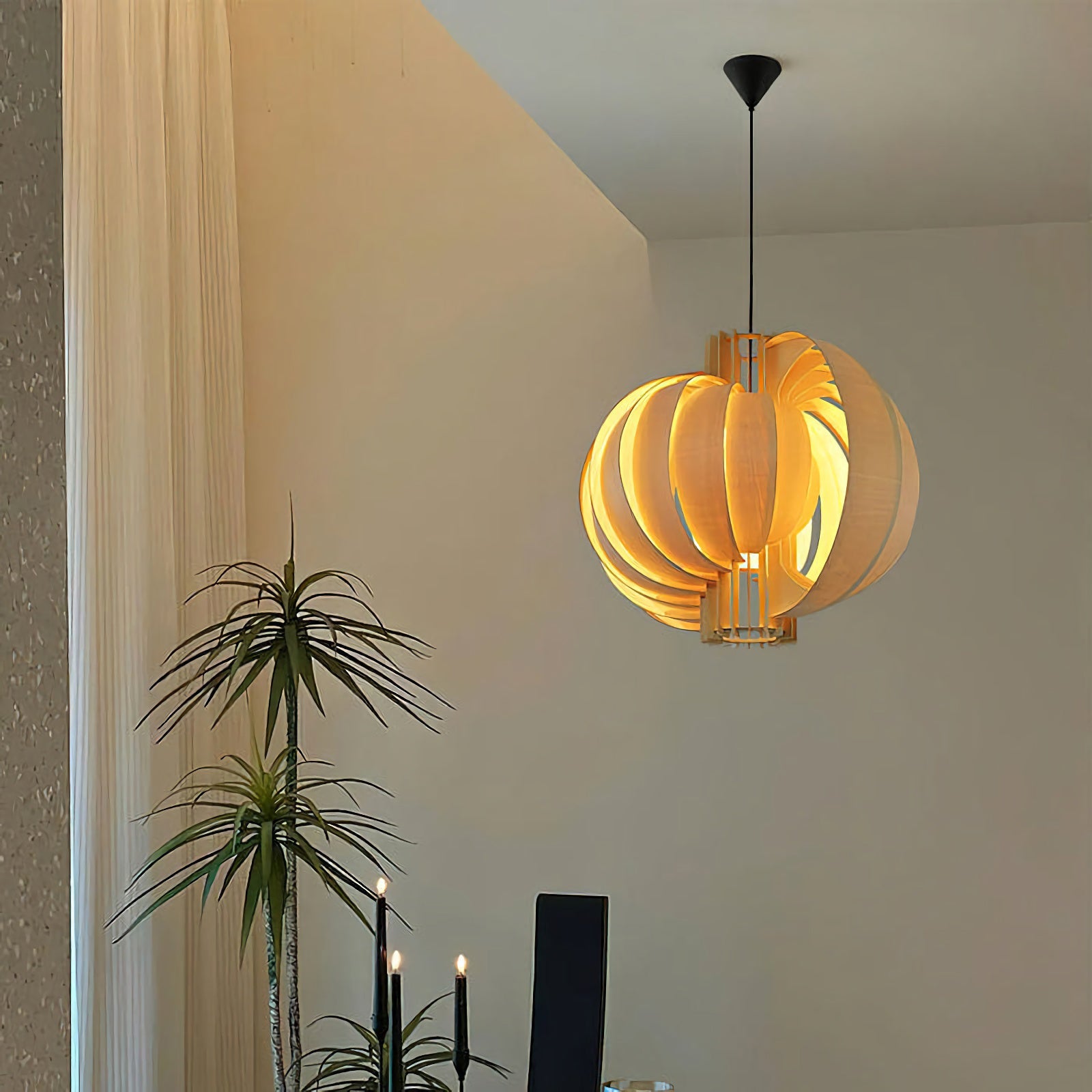 Wooden Lantern Pendant Lamp - Nuvé