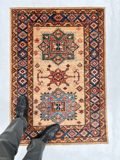 Super Kazak (2'10"x4'00") adobe/navy - Nuvé