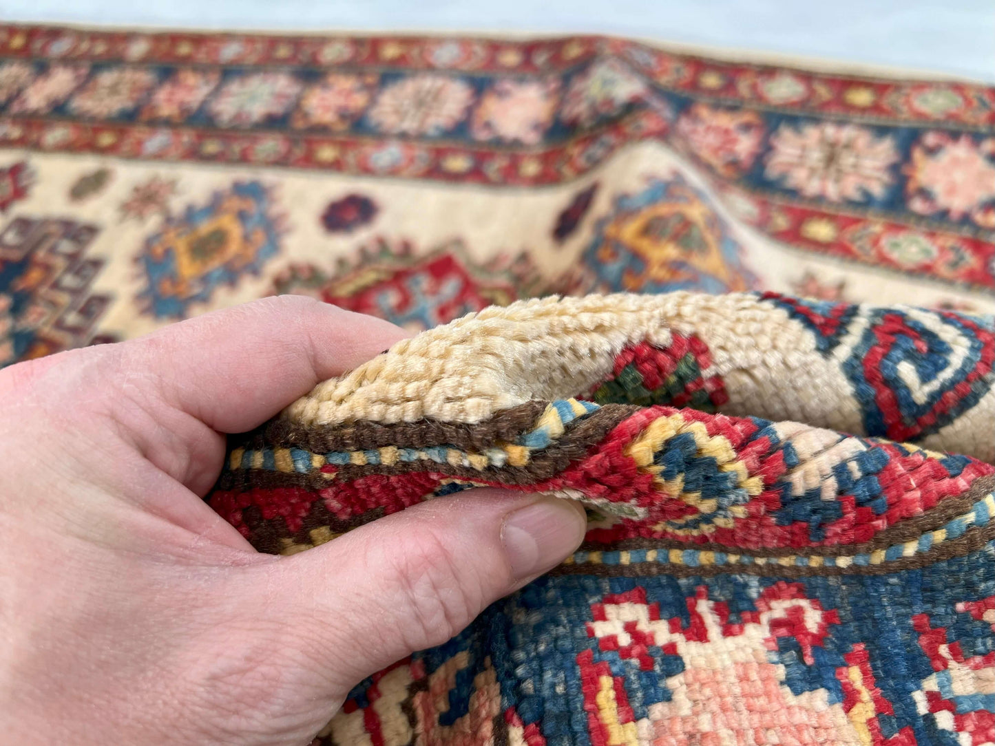 Super Kazak (2'08"x3'11") ivory/navy - Nuvé