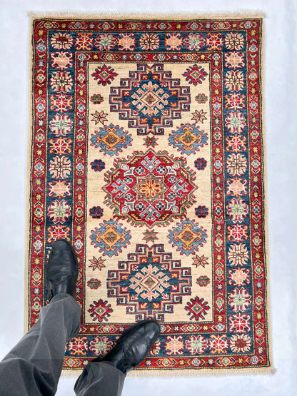 Super Kazak (2'08"x3'11") ivory/navy - Nuvé
