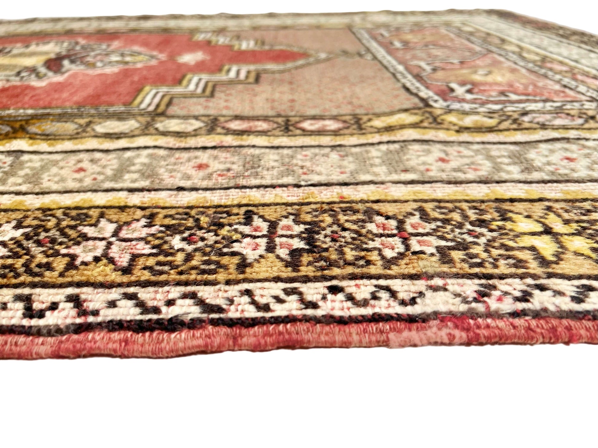Vintage Turkish (3'04"x5'04") lt.red/gold - Nuvé