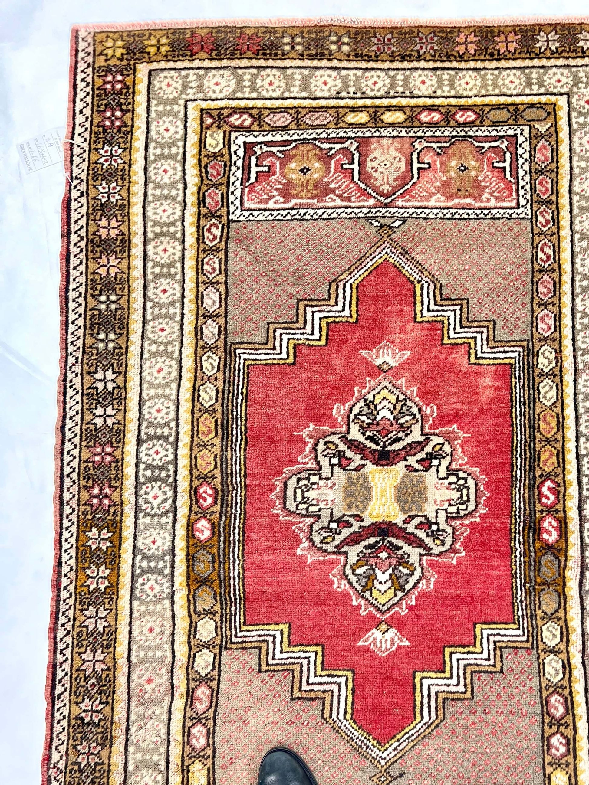 Vintage Turkish (3'04"x5'04") lt.red/gold - Nuvé