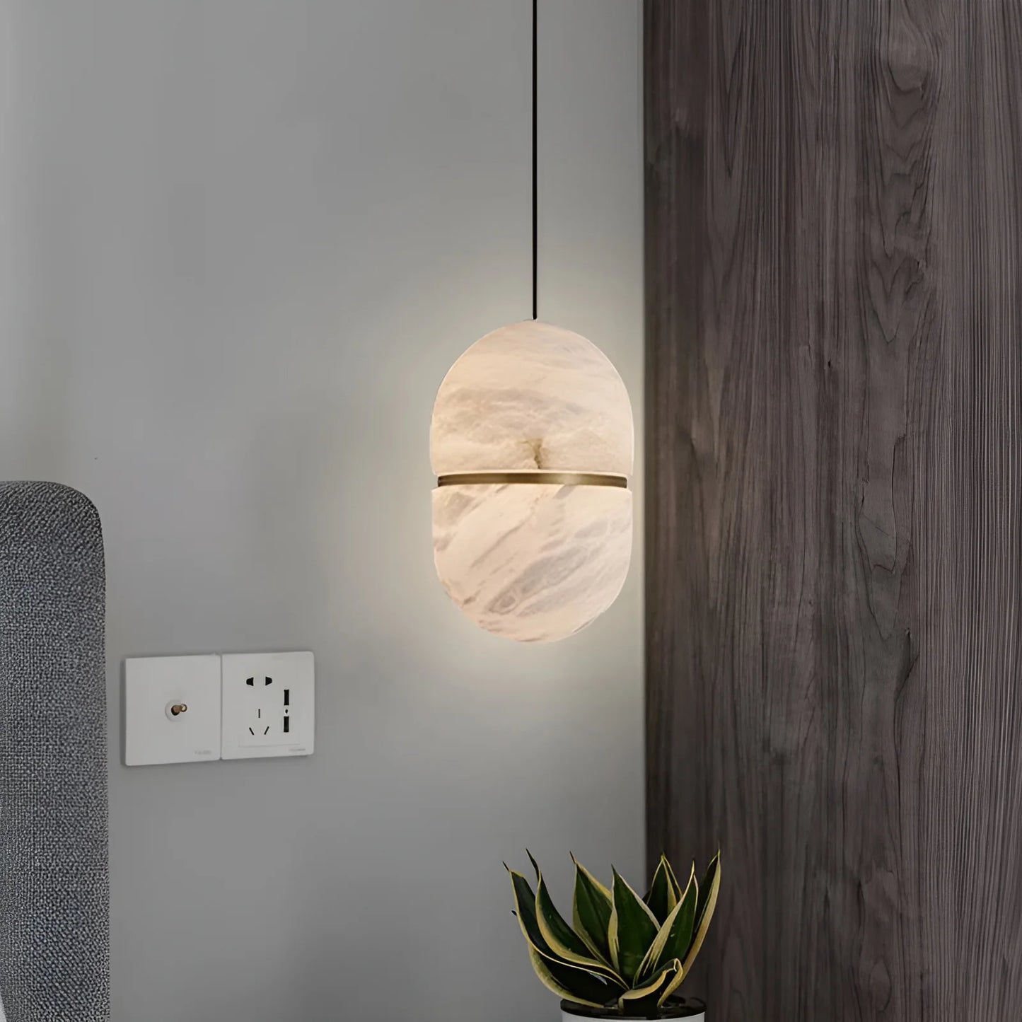 YUM Alabaster Pendant Light - Nuvé