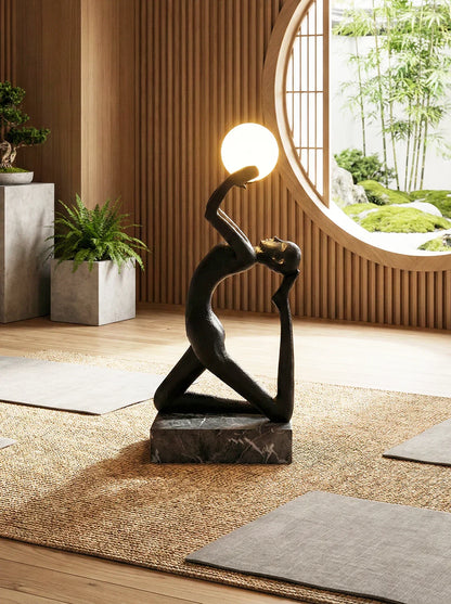 Yoga Sculpture Floor Lamp - Nuvé