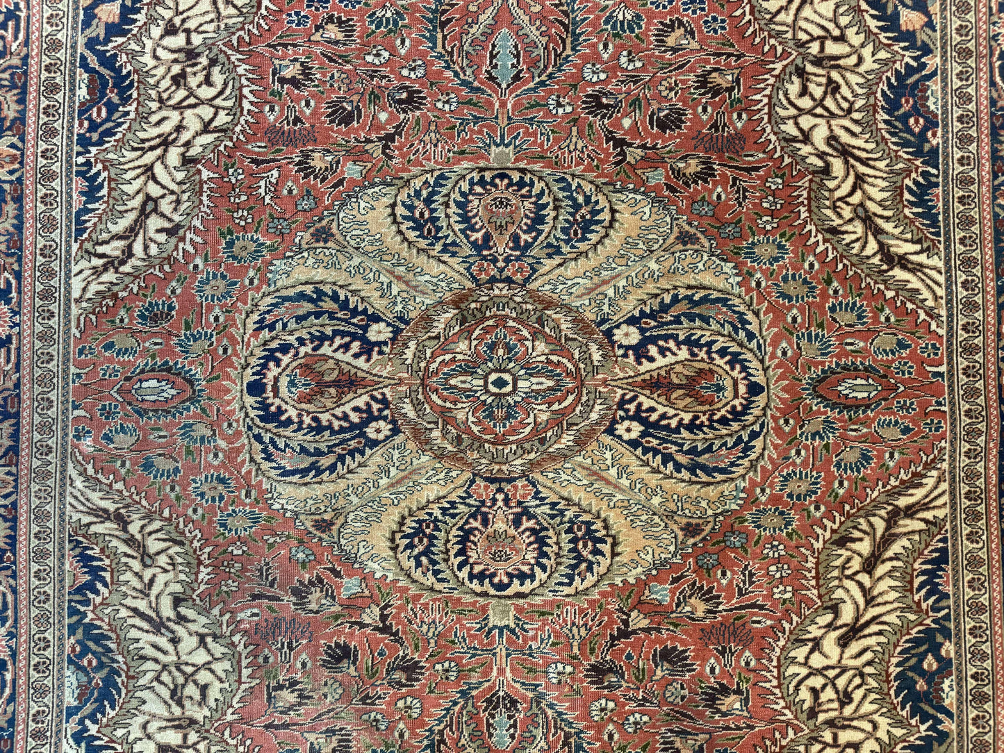 Turkish Kayseri Rug 6x10, Antique Turkish Carpet, Floral Medallion, Oriental Carpet, Red - Nuvé