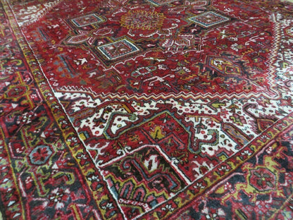 Heriz Rug 9x11, Geometric Persian Carpet Room Sized, Tribal Medallion Rug, Red Ivory Dark Blue Handmade Wool Rug for Living Room Dining Room - Nuvé