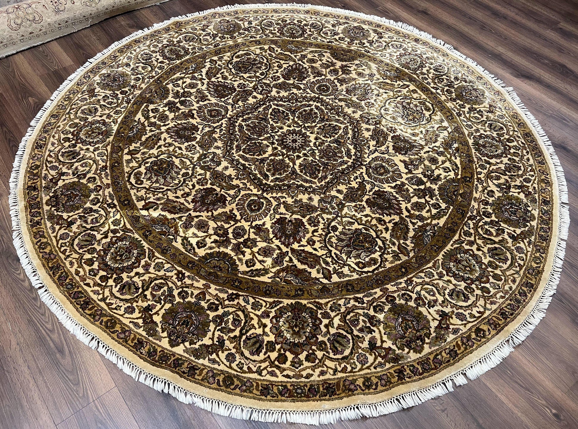 Round Indo Persian Rug 8x8 ft, Large Hand Knotted Vintage Wool Circular Carpet, 8ft Round Oriental Rug, Floral Medallion, Cream and Green - Nuvé