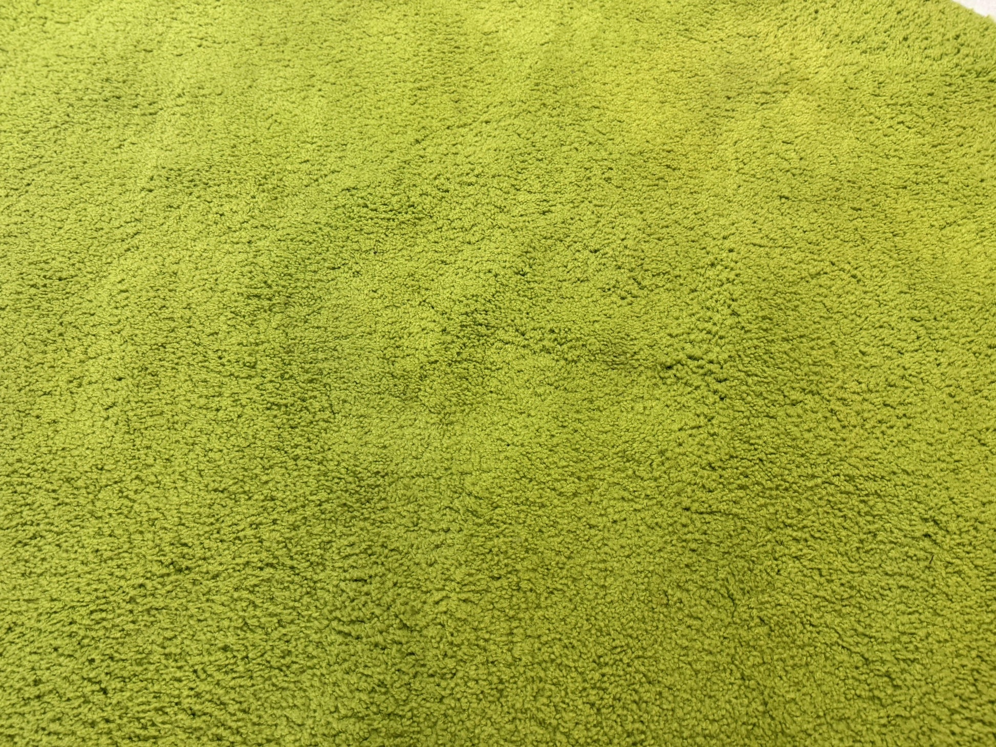 Large Round Rug 9x9, Vintage Retro Design, Lime Green - Nuvé