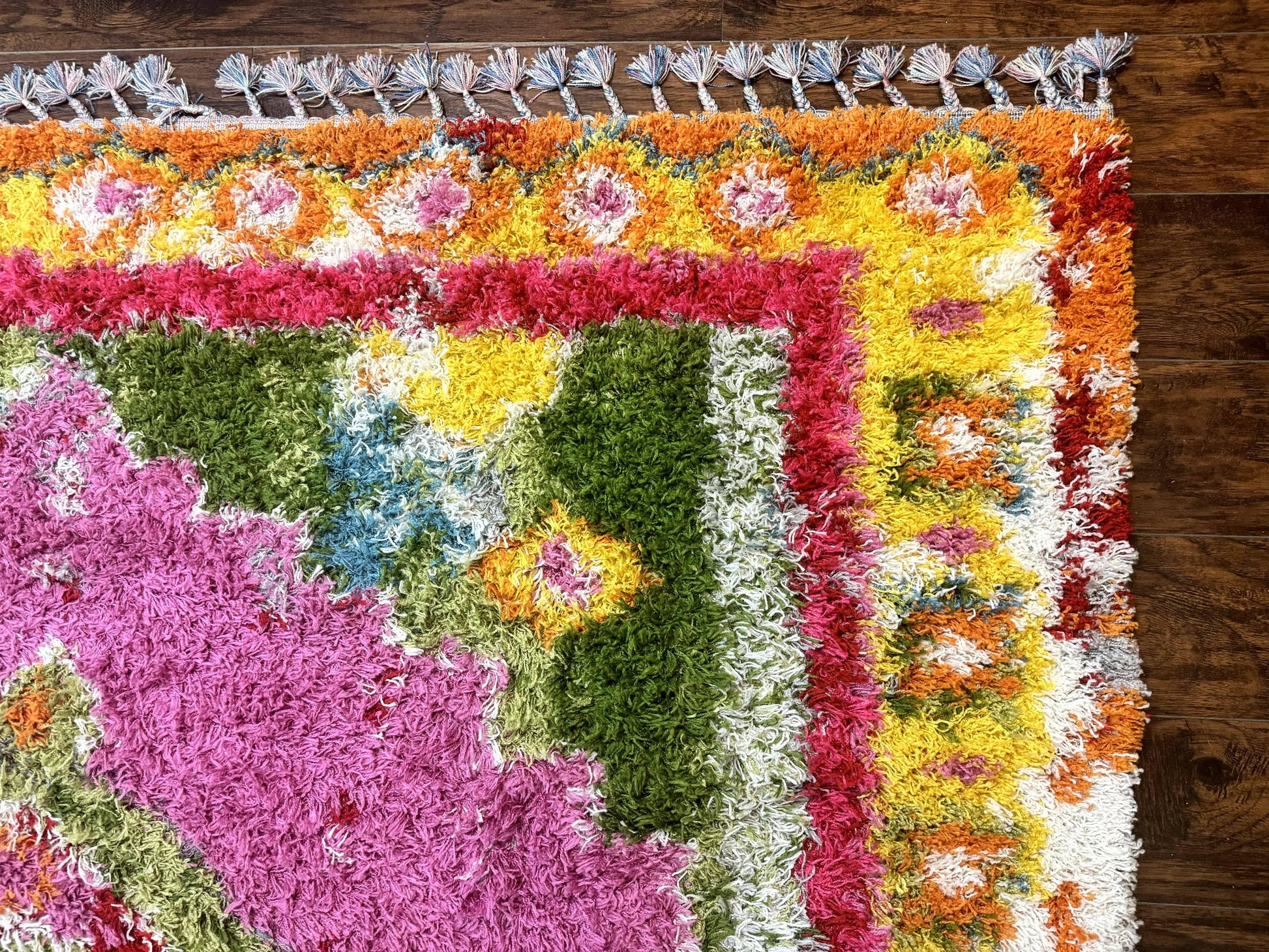 Colorful Shag Rug 8x10, Fuchsia and Multicolor - Nuvé
