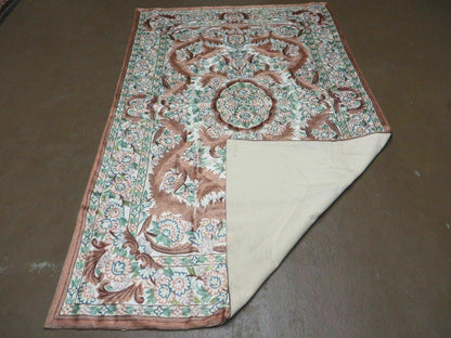 4' X 6' Vintage Embroidery Hand Stitched Rug Silk On Cotton India Backing Nice - Nuvé