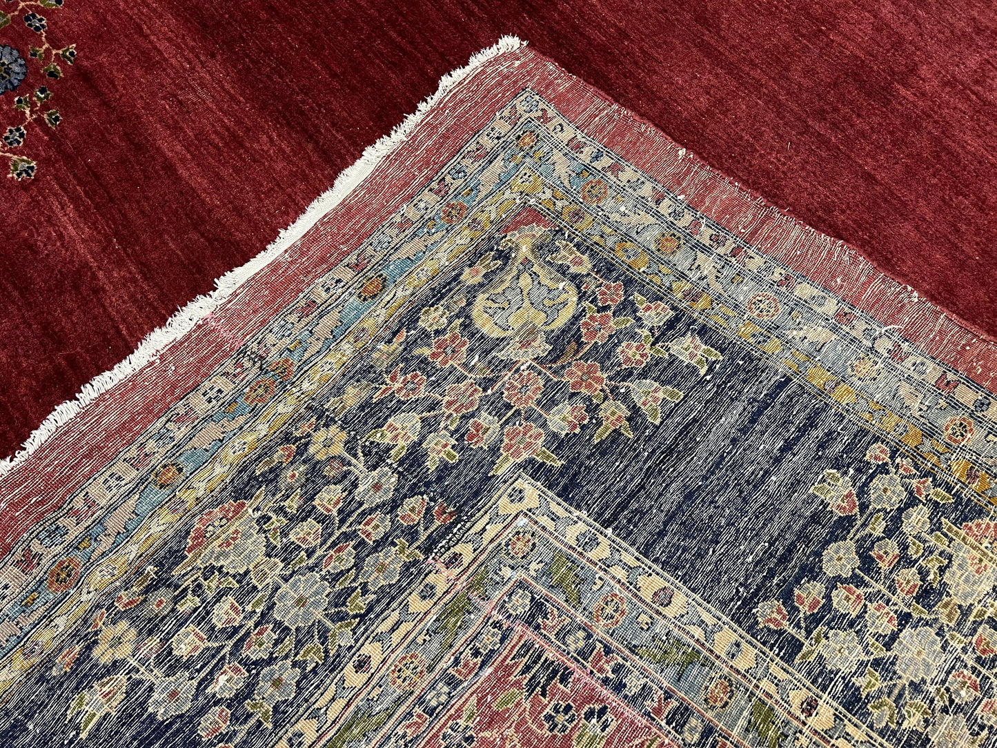 Large Persian Sarouk Rug 10x17, Open Field, Red and Navy Blue, Palace Sized Oversized Hand Knotted Wool Oriental Carpet Flowers Vases Antique 1920s - Nuvé