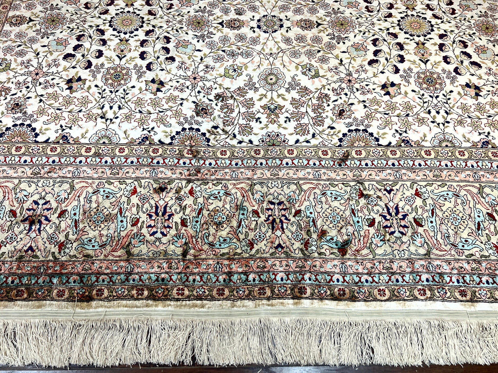 Wonderful Silk Hereke Rug 8x12, Silk Pile on Silk Foundation, Ivory/Cream, Floral Pattern, Handmade, Vintage - Nuvé
