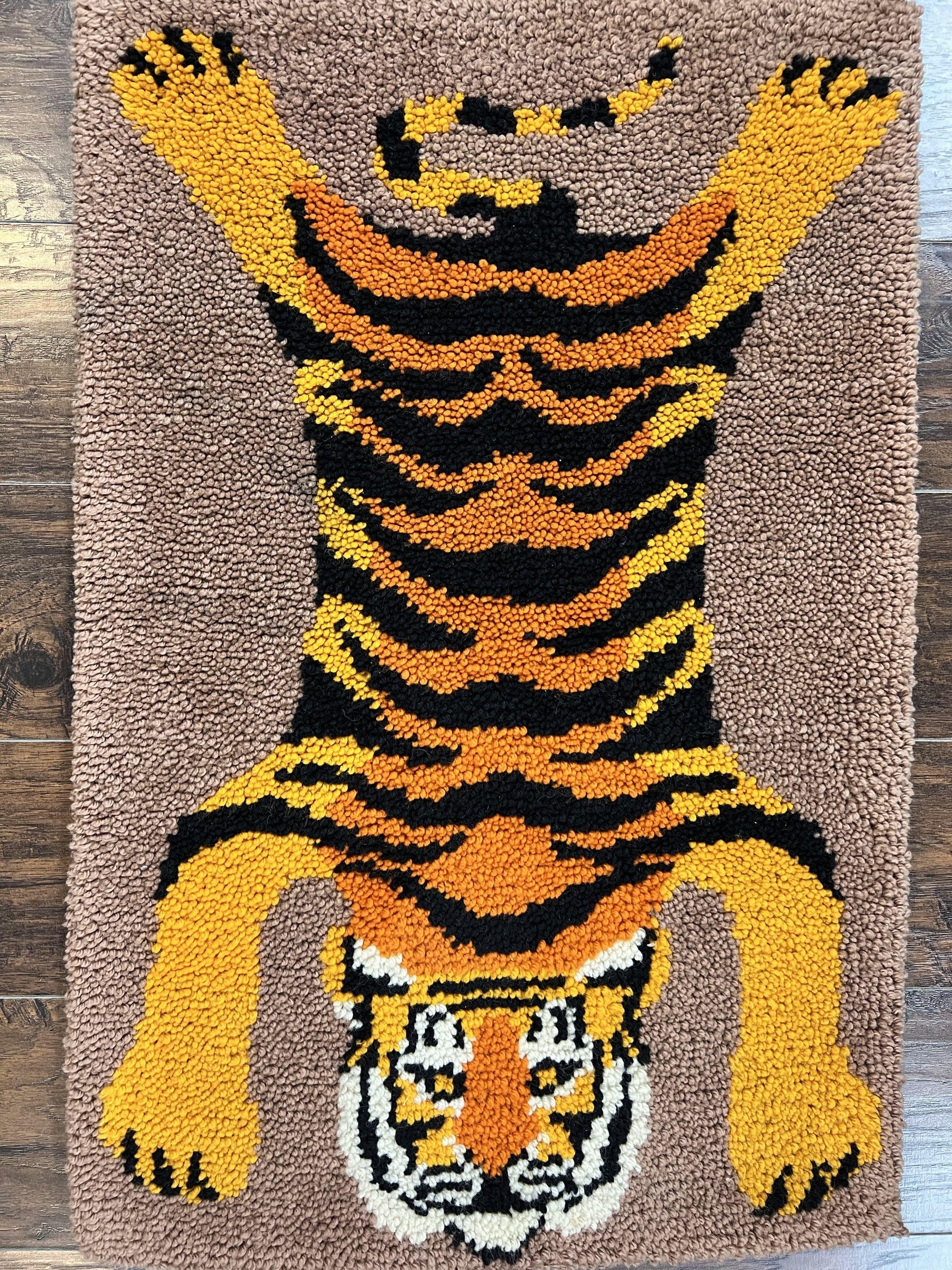 Small Hooked Rug 2x3, Tibetan Tiger Design, Wool, Unique Hooked Rug, Vintage - Nuvé