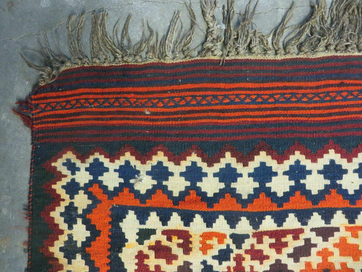 5' X 10' Antique Turkish Kilim Handmade Flat Weave Wool Rug Red Colorful Veg Dye Bohemian Boho Chic Tribal Style And Design - Nuvé
