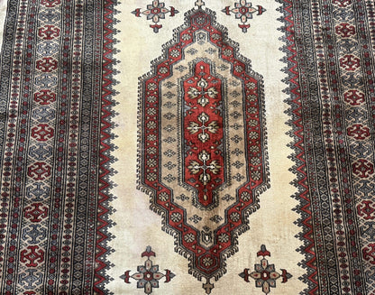 Pakistani Turkoman Rug 4x6, Semi Open Field, Ivory, Vintage - Nuvé