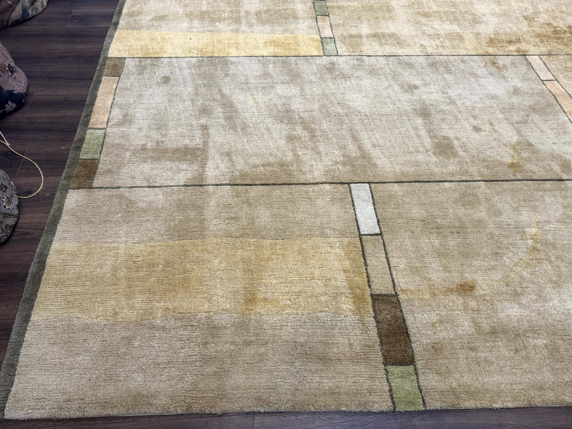 Tufenkian Tibetan Rug 12x16, Handmade Wool Modern Area Rug, Palace Size Carpet - Nuvé