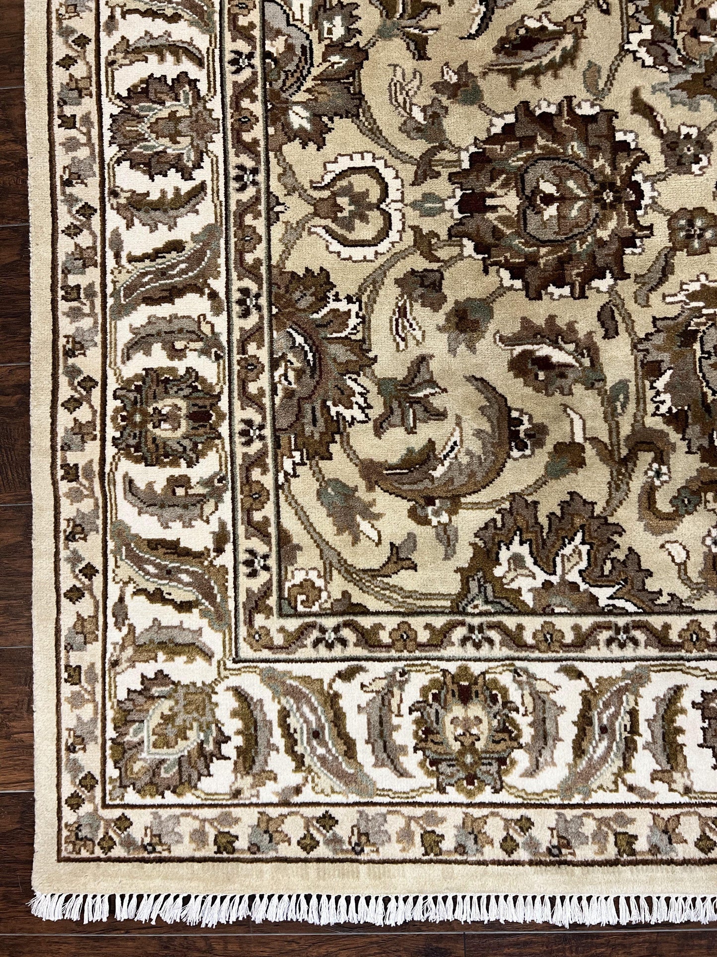 Indo Mahal Rug 6x9, Indian Carpet 6 x 9 ft, Light Green and Ivory, Floral Allover, Wool Oriental Carpet, Traditional Rug, Handmade - Nuvé