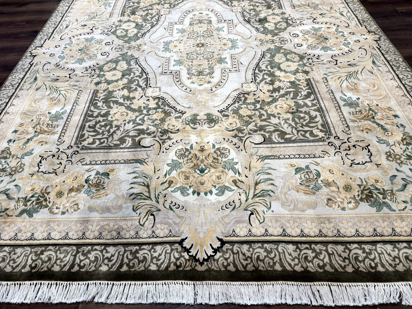 Aubusson Rug 8x10, Very Fine 225 KPSI, Floral, French European Design, Pakistani Carpet - Nuvé