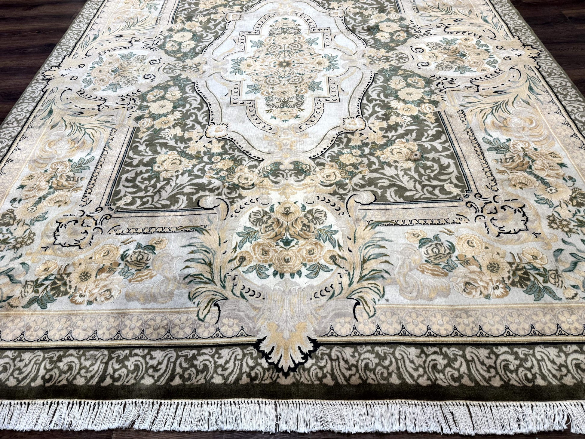 Aubusson Rug 8x10, Very Fine 225 KPSI, Floral, French European Design, Pakistani Carpet - Nuvé
