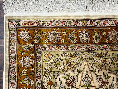 Silk Turkish Hereke Rug 2x3, Birds Lantern Very Fine 400 KPSI, Signed by Masterweaver, Wonderful, Rare, Small Hereke Rug - Nuvé