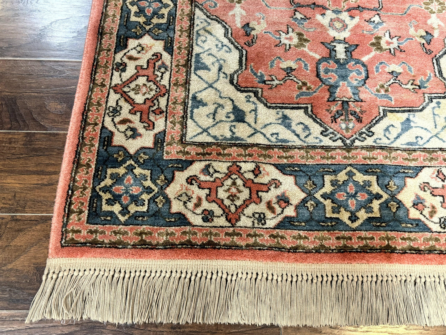 Karastan Rug 4x6 Bergama Design #737, Karastan Area Rug, Vintage Wool Karastan Carpet, Original Collection 700 Series, Salmon Red Light Blue - Nuvé