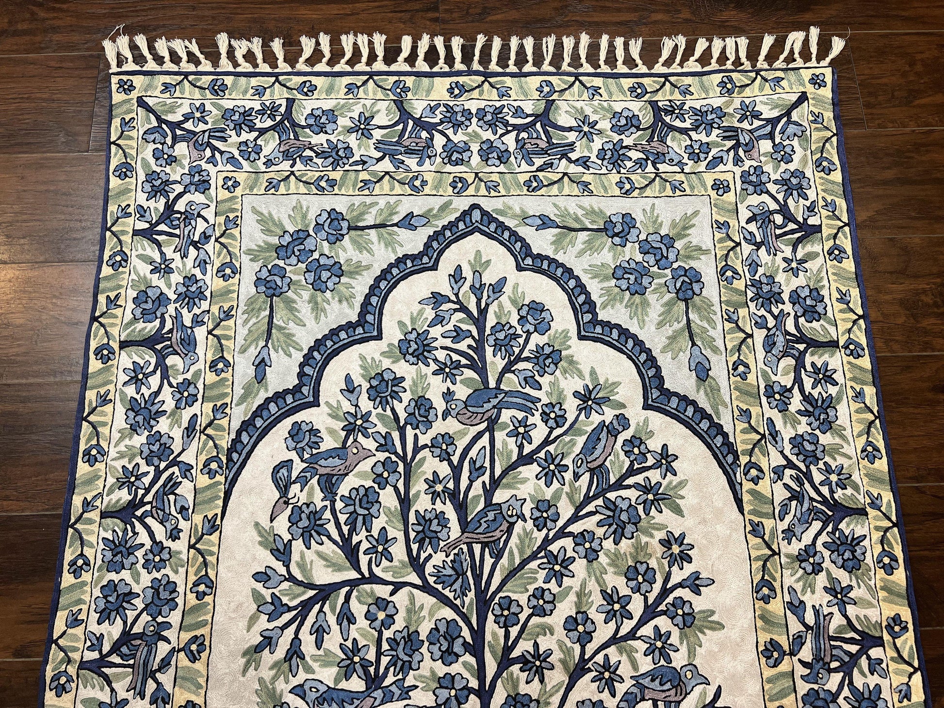Tree of Life Indian Hand Stitched Rug 4x6, Indian Wall Hanging Rug, Ivory Blue, Silk on Cotton, Vintage - Nuvé