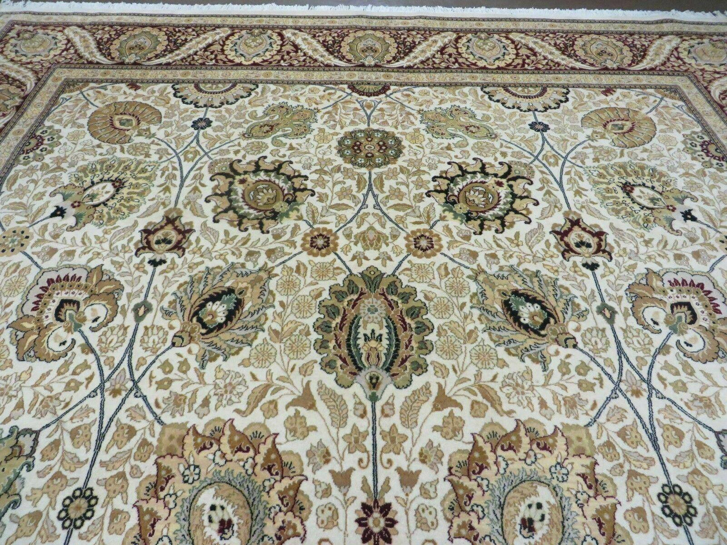 9' X 12' Vintage Handmade Wool Rug Pakistani Floral Design Nice Vegetable Dye - Nuvé