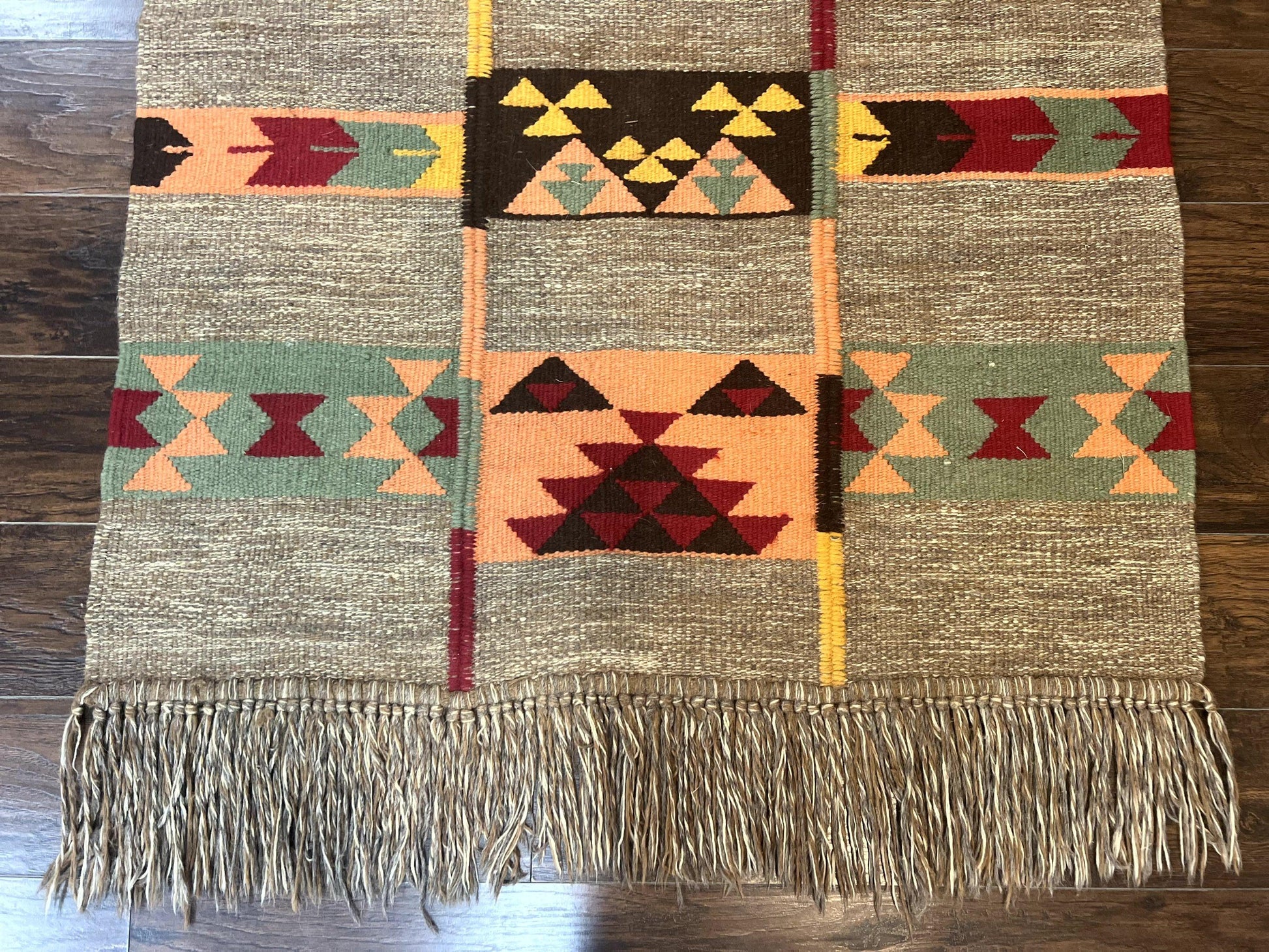 South American Flatweave Rug, Gray, Handmade Vintage Wool Bohemian Blanket - Nuvé
