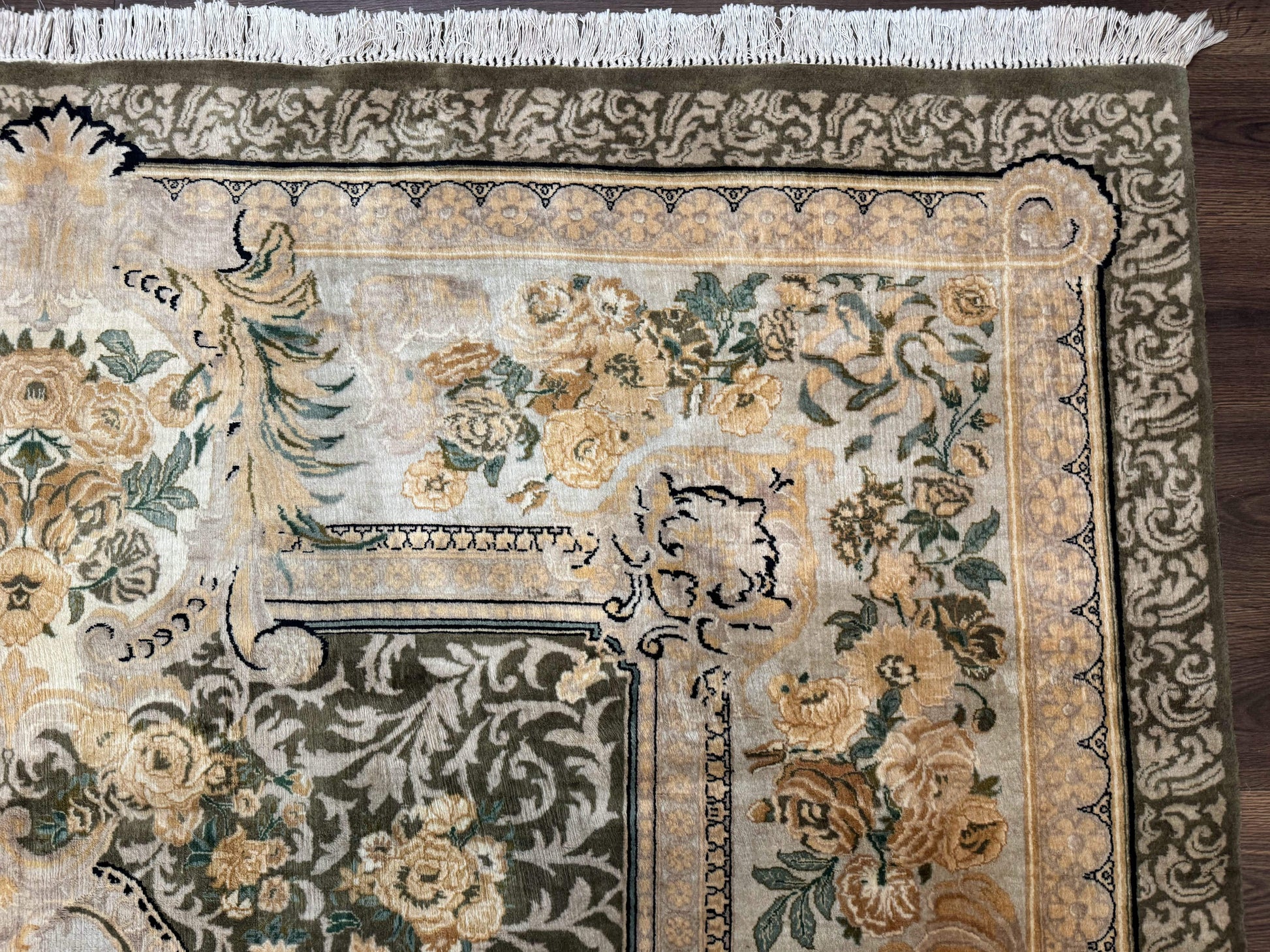 Aubusson Rug 8x10, Very Fine 225 KPSI, Floral, French European Design, Pakistani Carpet - Nuvé