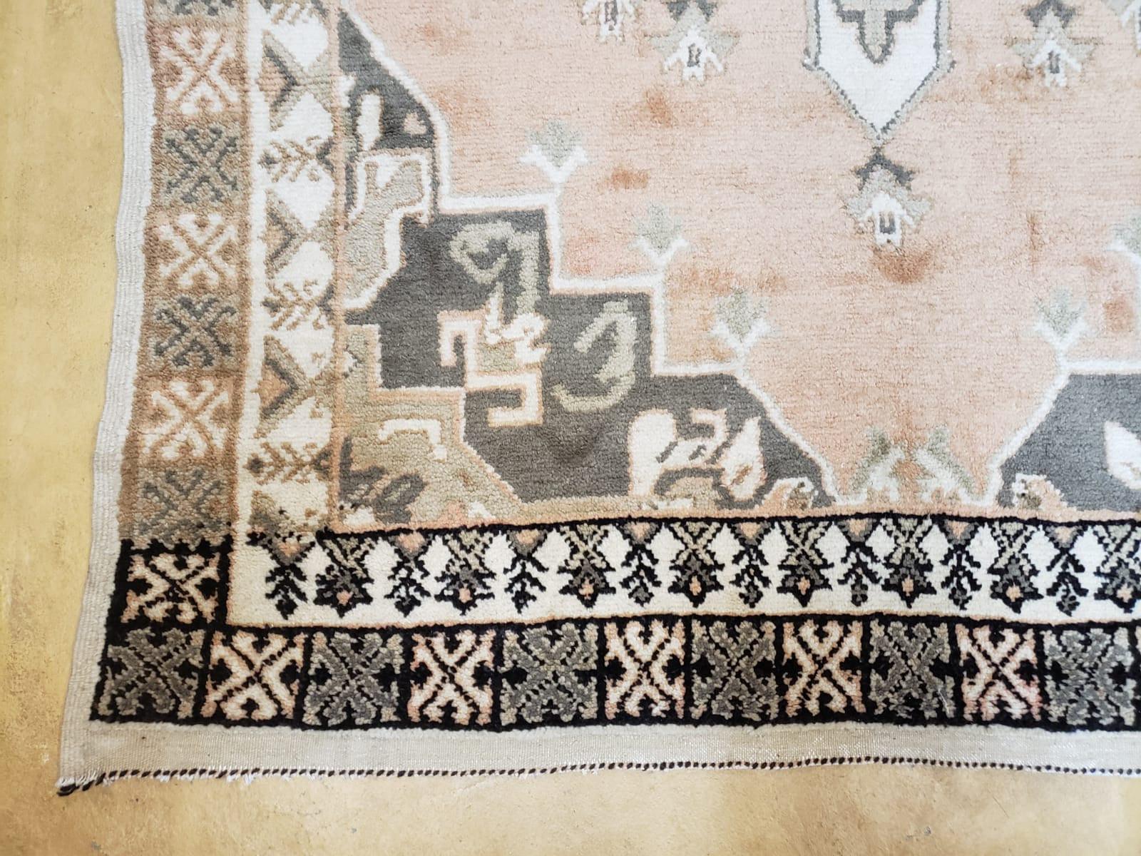 Antique Moroccan Rug 5x7 Tribal Carpet, Hand-Knotted Soft Wool Pile, 5 x 7 Area Rug, Berber Rug, Geometric Open Field Medallion, Pink Ivory - Nuvé