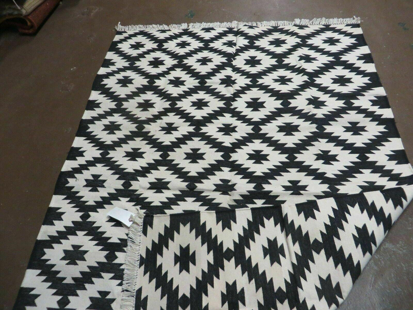 4' X 6' Hand Woven Wool Rug Contemporary Kilim Dhurrie Modern Oriental Area Rug - Nuvé