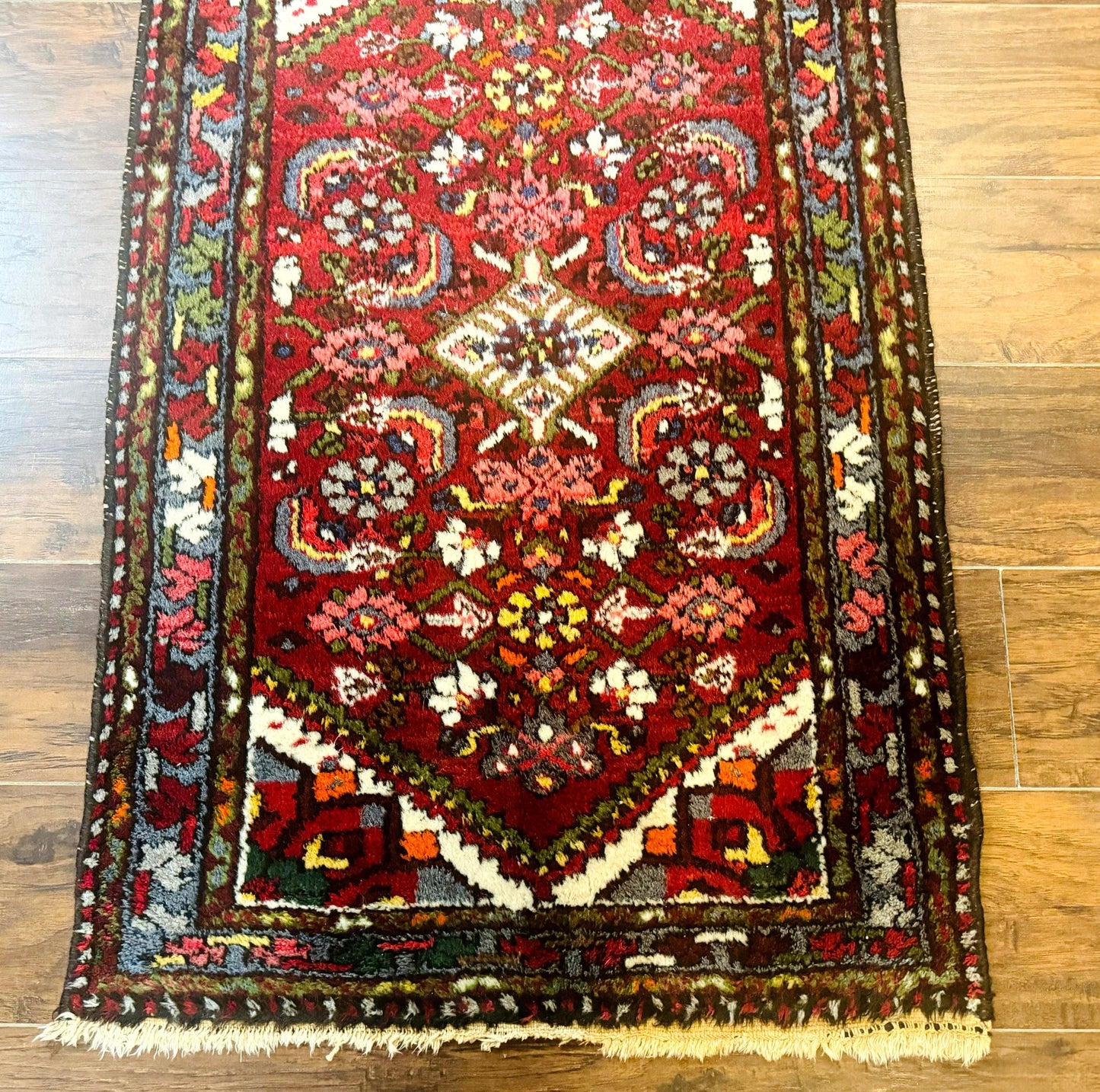 Small Red Persian Tribal Rug 2.6 x 4, Wool Rug, Persian Hamadan Rug - Nuvé