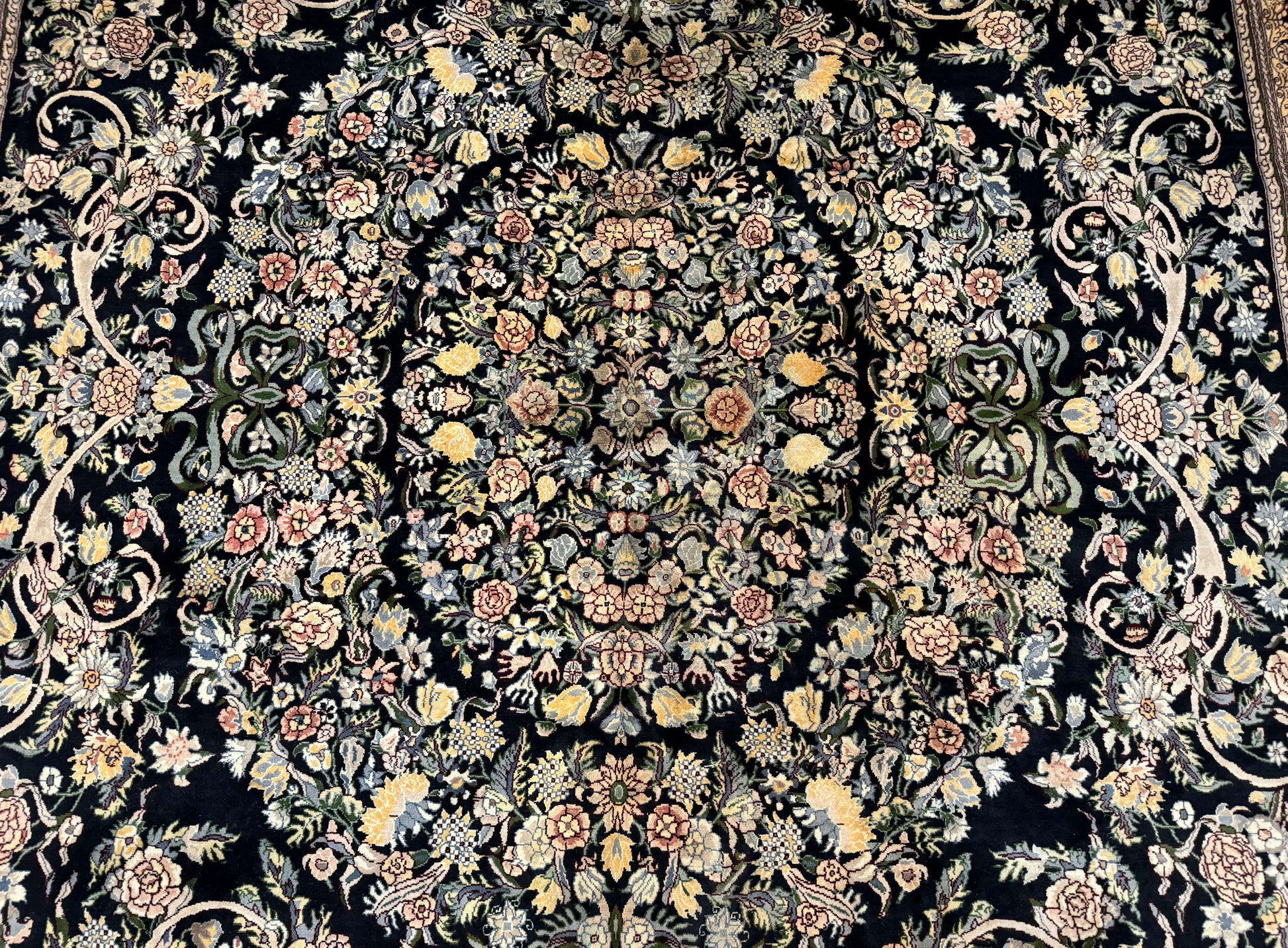 Pak Persian Rug 10x14, Elegant Floral Carpet, Fine 225 KPSI - Nuvé