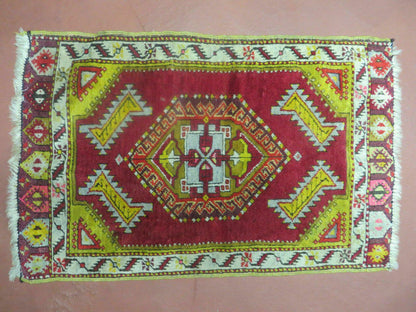 Antique Turkish Yastik Rug 2x3, Handmade Wool Oushak Small Oriental Carpet Red - Nuvé