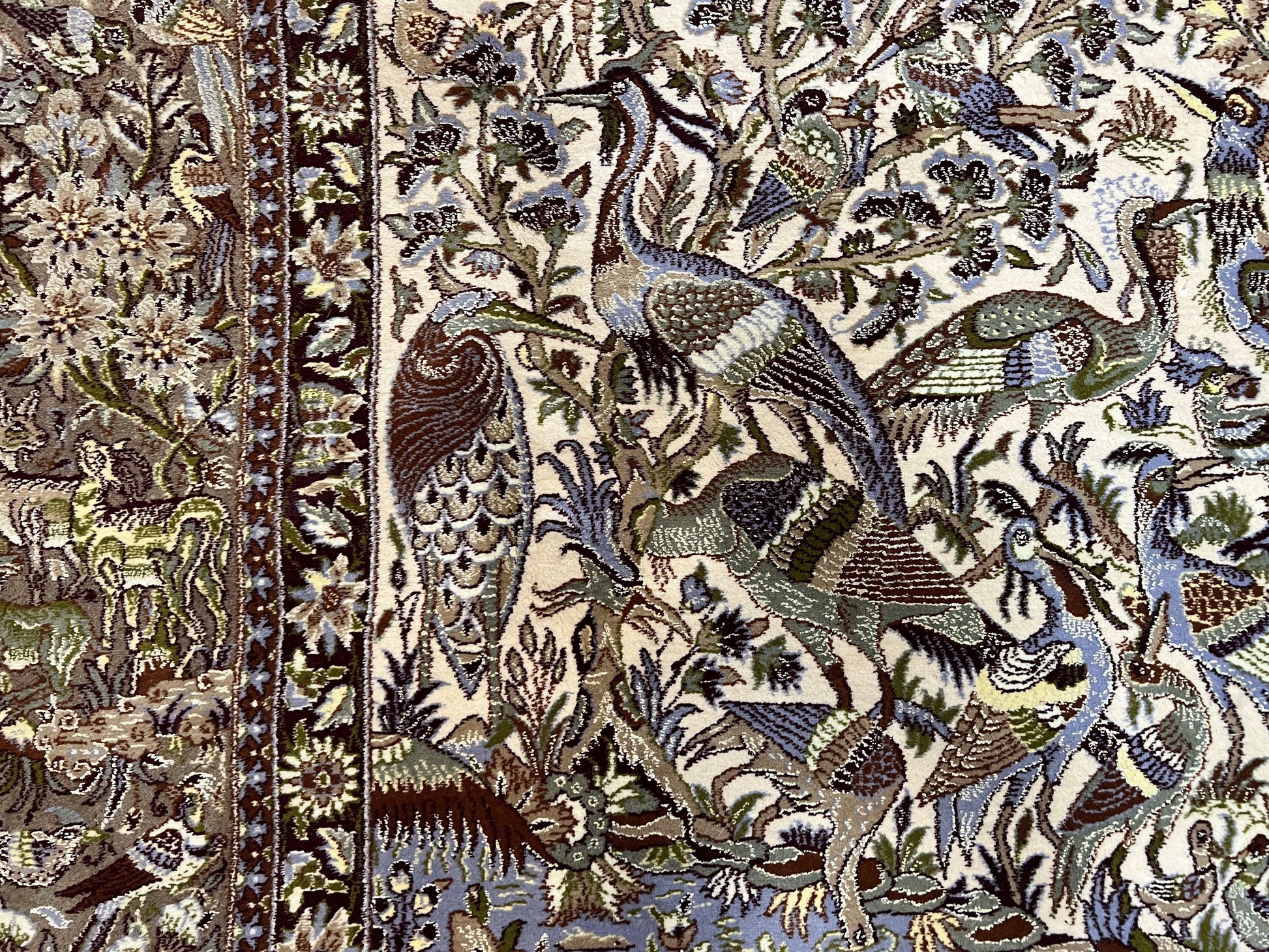 Persian Isfahan Rug 5x8 - Tree of Life, Animal Pictorials, Kork Wool & Silk - Nuvé