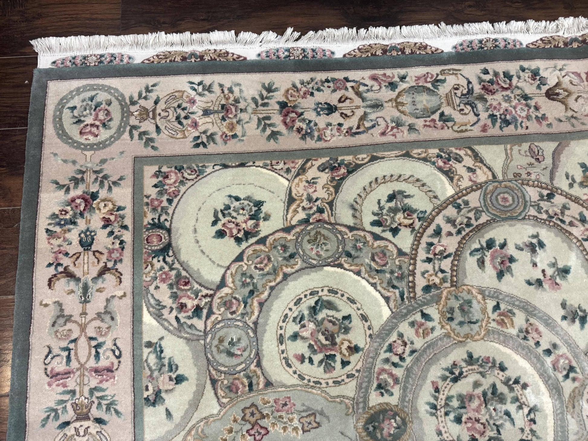 Pak Persian Rug 9x12, Wool with Silk Highlights, European Design, Floral, Green - Nuvé