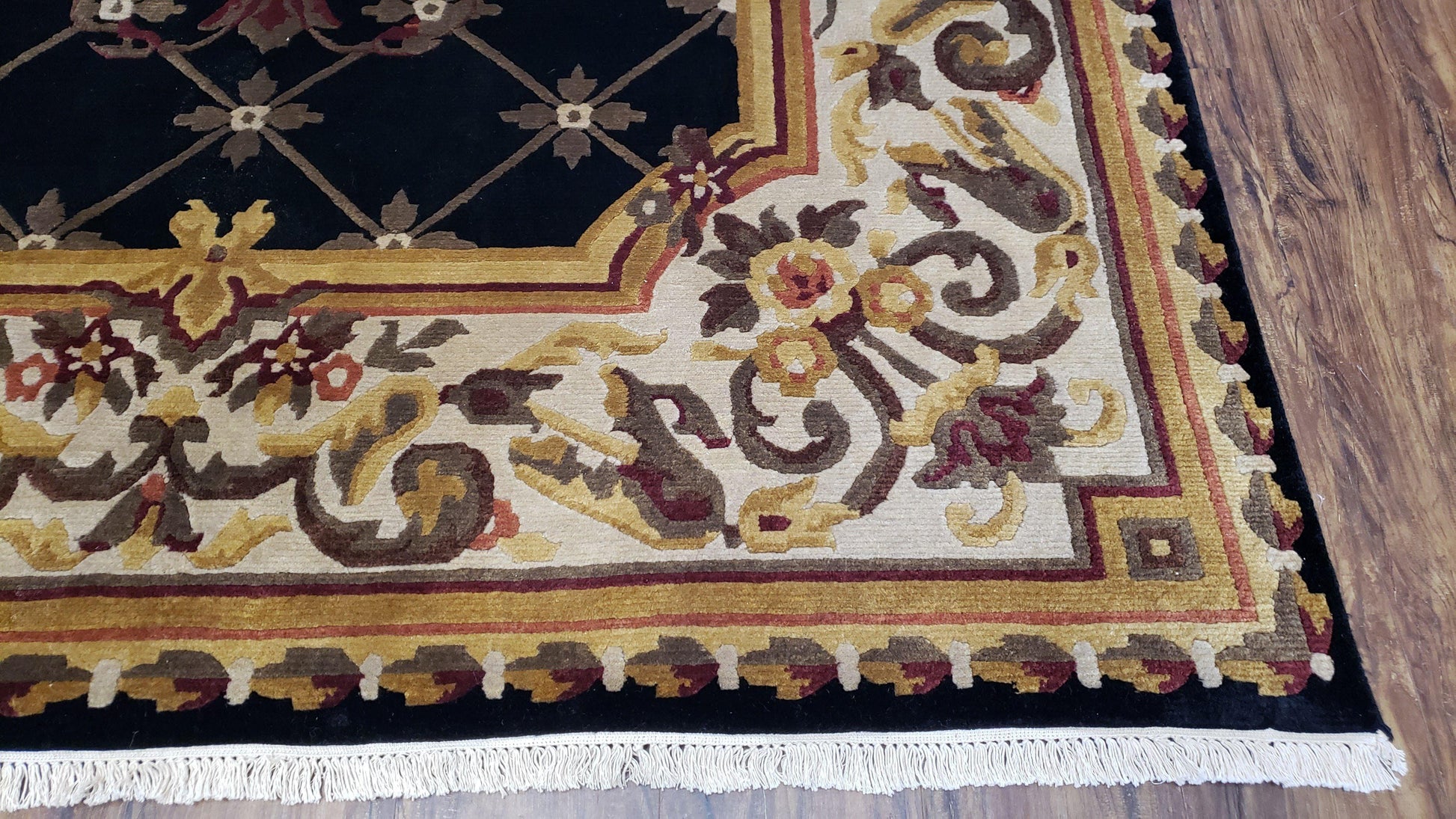 Nepal Rug 6x9, Nepalese Aubusson Area Rug 6 x 9, Hand-Knotted Wool Soft Pile Black & Beige Tibetan Aubusson New Carpet European Savonnerie - Nuvé