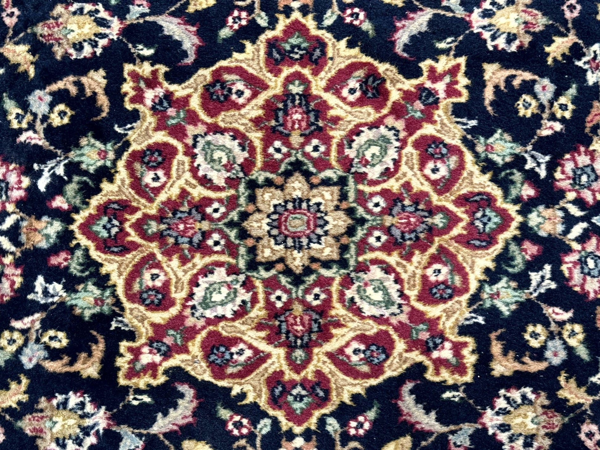 Pak Persian Sarouk Rug 3x5, Navy Blue and Red - Nuvé