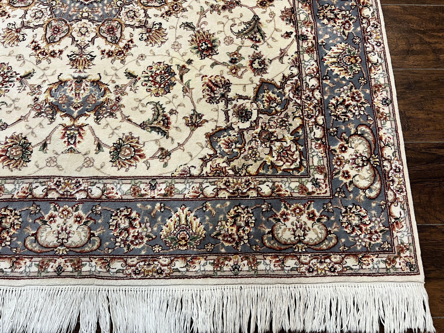Sino Persian Square Rug 5x5, Very Fine Oriental Carpet, Wool & Silk Highlights, Ivory, Hand Knotted Handmade Vintage Traditional Rug - Nuvé